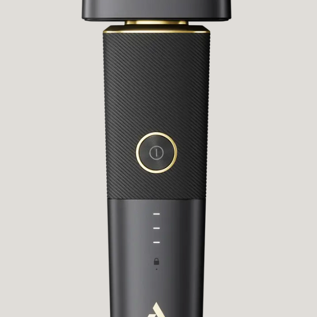Andis reSURGE Shaver
